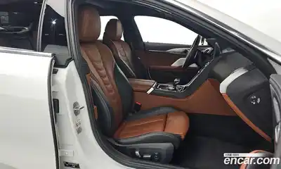 BMW 8-Series 2024 4.4 Автомат в Москве № 211366, миниатюра 10