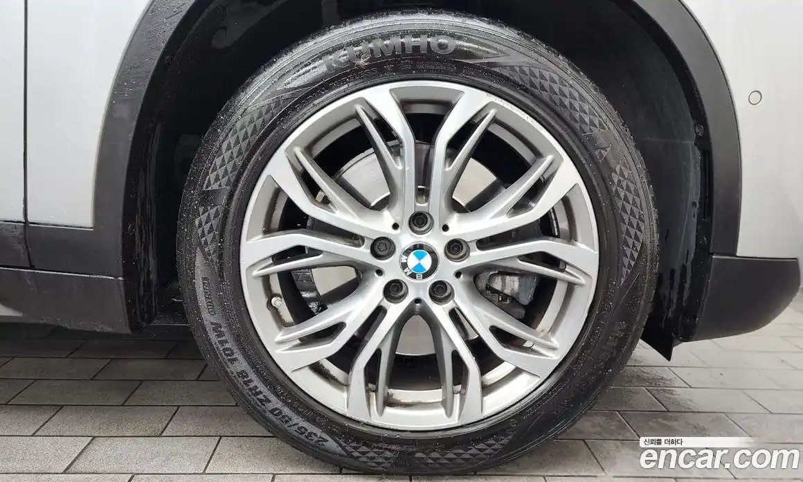 BMW X1 2016 2.0 Автомат в Москве № 211530, фото 5