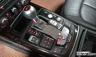 Audi A6 2015 3.0 Автомат в Москве № 212527, миниатюра 9