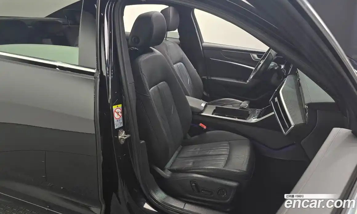 Audi A6 2021 2.0 Автомат в Москве № 212680, фото 18