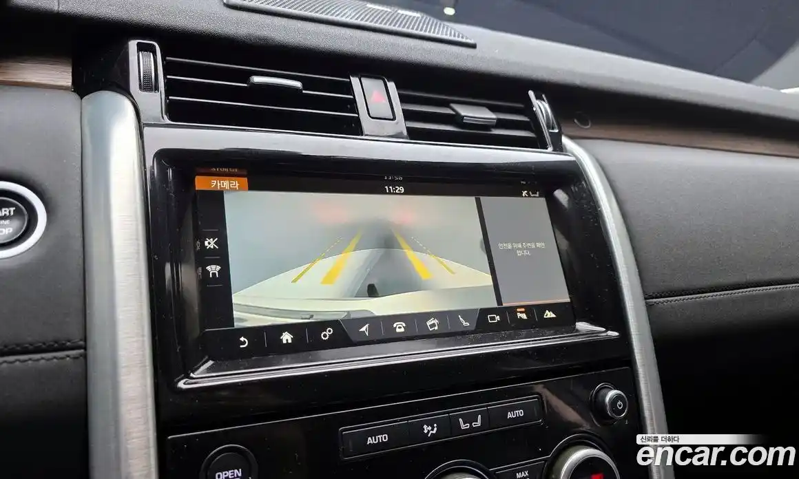 Land Rover Discovery 2018 3.0 Автомат в Москве № 213551, фото 17