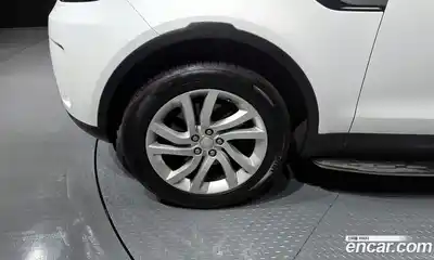 Land Rover Discovery 2018 3.0 Автомат в Москве № 213551, миниатюра 8