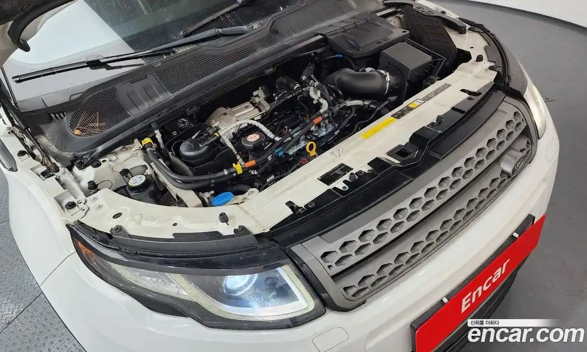 Land Rover Range-Rover Evoque 2017 2.0 Автомат в Москве № 213746, фото 17