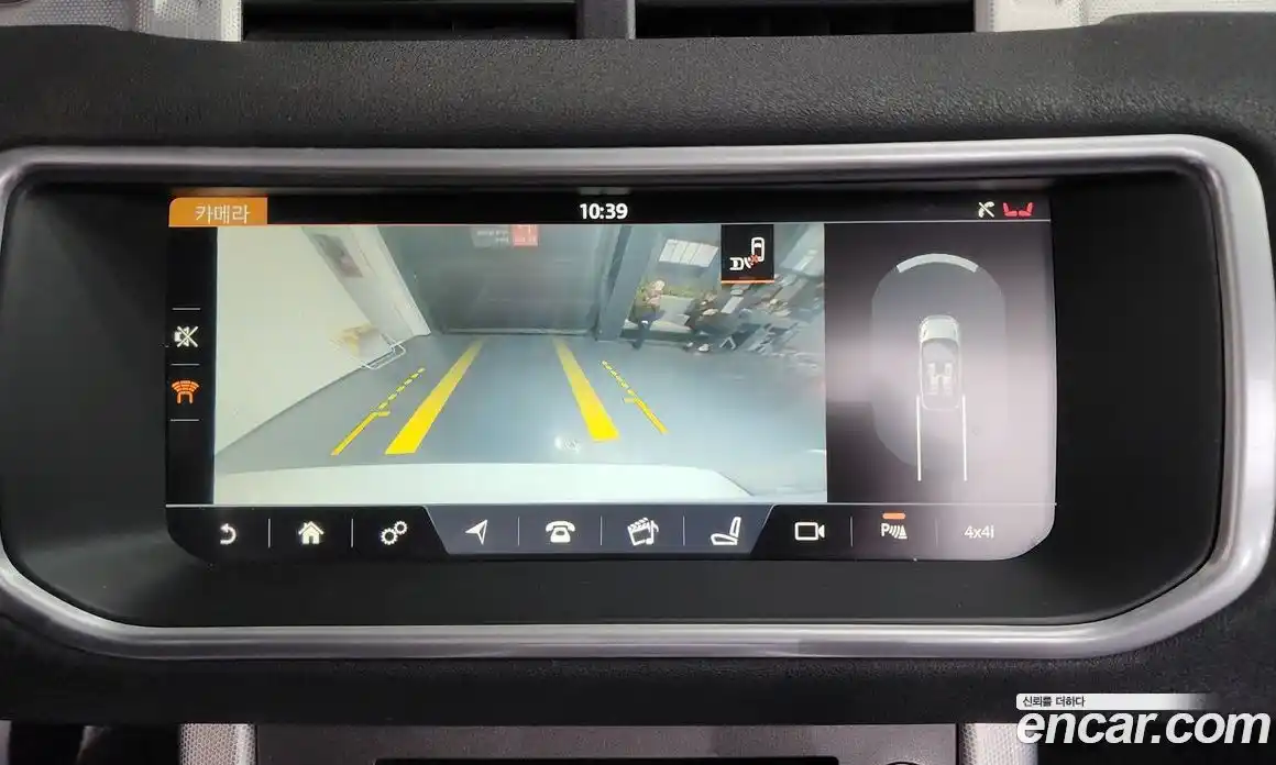 Land Rover Range-Rover Evoque 2017 2.0 Автомат в Москве № 213746, фото 6