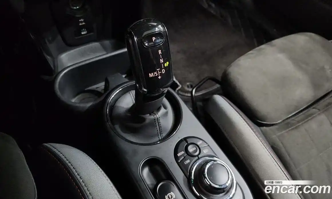 Mini Cooper 2023 2.0 Автомат в Москве № 214290, фото 14