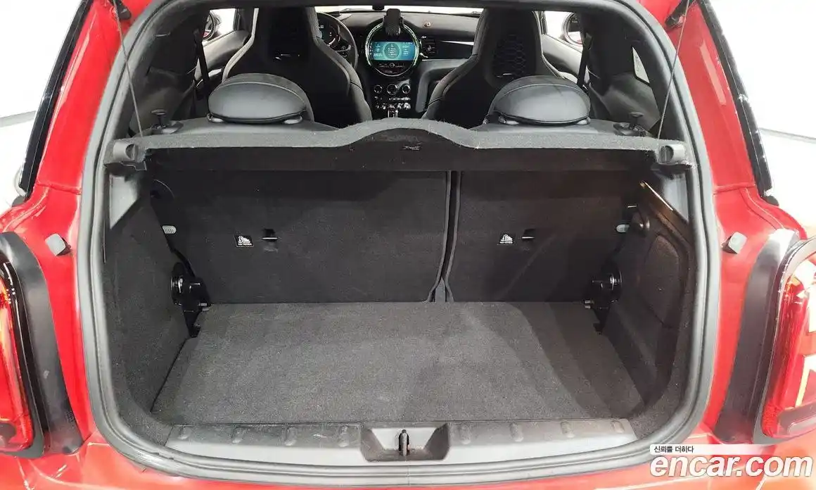 Mini Cooper 2023 2.0 Автомат в Москве № 214290, фото 19