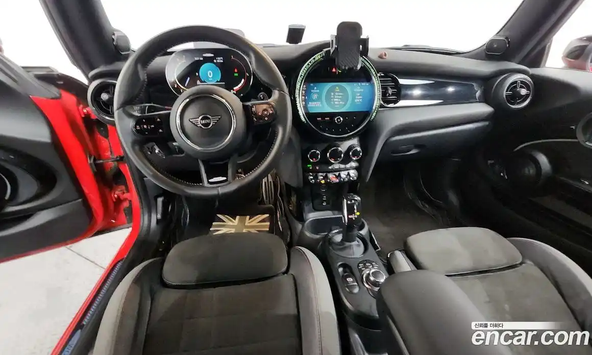 Mini Cooper 2023 2.0 Автомат в Москве № 214290, фото 3