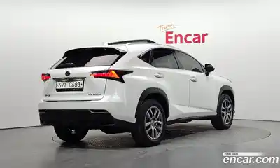 Lexus NX 2016 2.5 Автомат в Москве № 214663, миниатюра 4