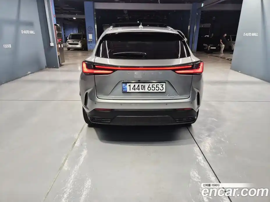 Lexus NX 2025 2.5 Автомат в Москве № 214745, фото 11