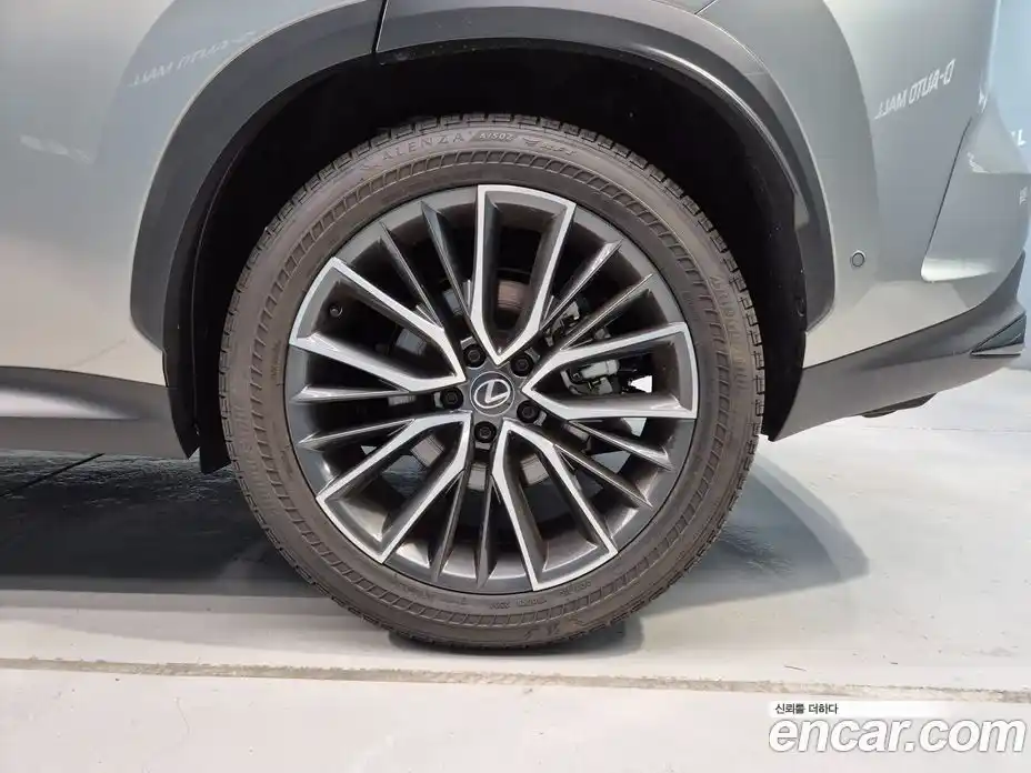 Lexus NX 2025 2.5 Автомат в Москве № 214745, фото 19