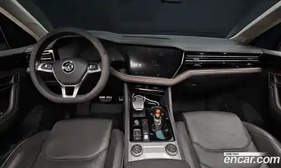 Volkswagen Touareg 2020 3.0 Автомат в Москве № 215030, миниатюра 6