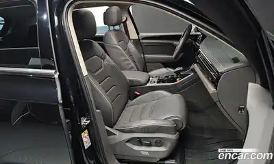 Volkswagen Touareg 2020 3.0 Автомат в Москве № 215030, миниатюра 7