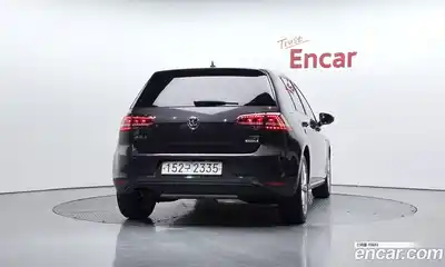 Volkswagen Golf 2016 1.4 Автомат в Москве № 215191, миниатюра 7