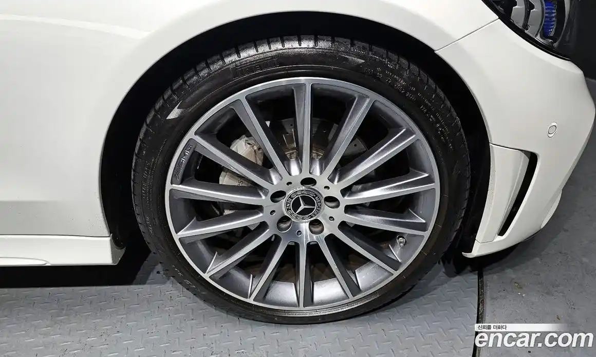 Mercedes-Benz C-Class 2023 2.0 Автомат в Москве № 219645, фото 2