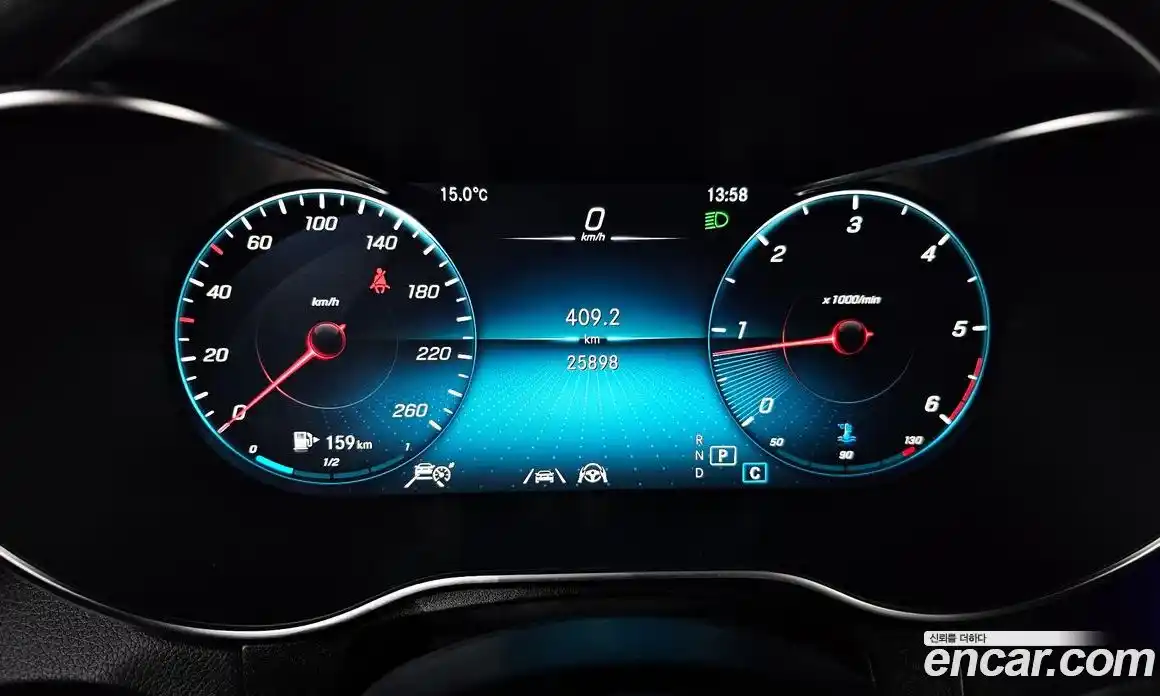 Mercedes-Benz GLC-Class 2021 1.9 Автомат в Москве № 222493, фото 16