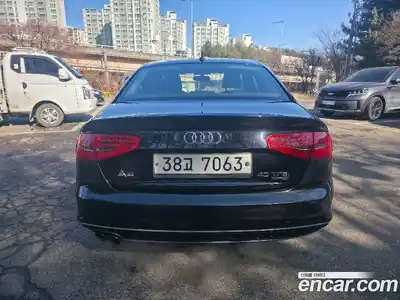 Audi A4 2015 2.0 Автомат в Москве № 226581, миниатюра 4