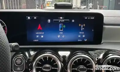 Mercedes-Benz CLA-Class 2025 2.0 Автомат в Москве № 229336, миниатюра 3