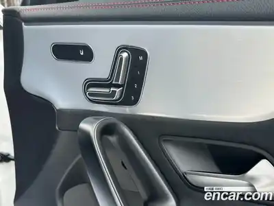 Mercedes-Benz CLA-Class 2025 2.0 Автомат в Москве № 229336, миниатюра 4