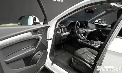 Audi Q5 2021 2.0 Автомат в Москве № 230036, миниатюра 11