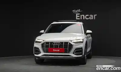 Audi Q5 2021 2.0 Автомат в Москве № 230036, миниатюра 3