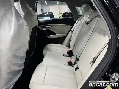 Audi Q5 2025 2.0 Автомат в Москве № 230226, миниатюра 11