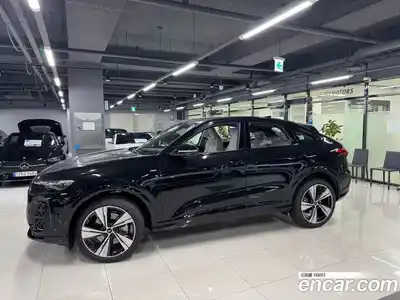 Audi Q5 2025 2.0 Автомат в Москве № 230226, миниатюра 2