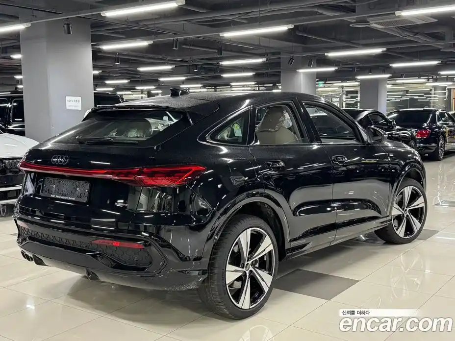 Audi Q5 2025 2.0 Автомат в Москве № 230226, фото 3
