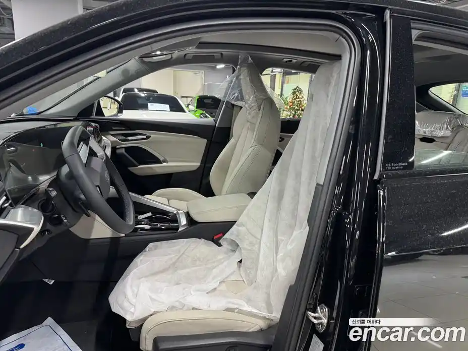 Audi Q5 2025 2.0 Автомат в Москве № 230226, фото 4