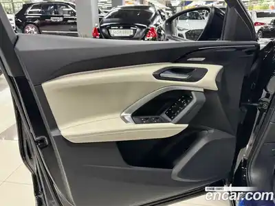 Audi Q5 2025 2.0 Автомат в Москве № 230226, миниатюра 5