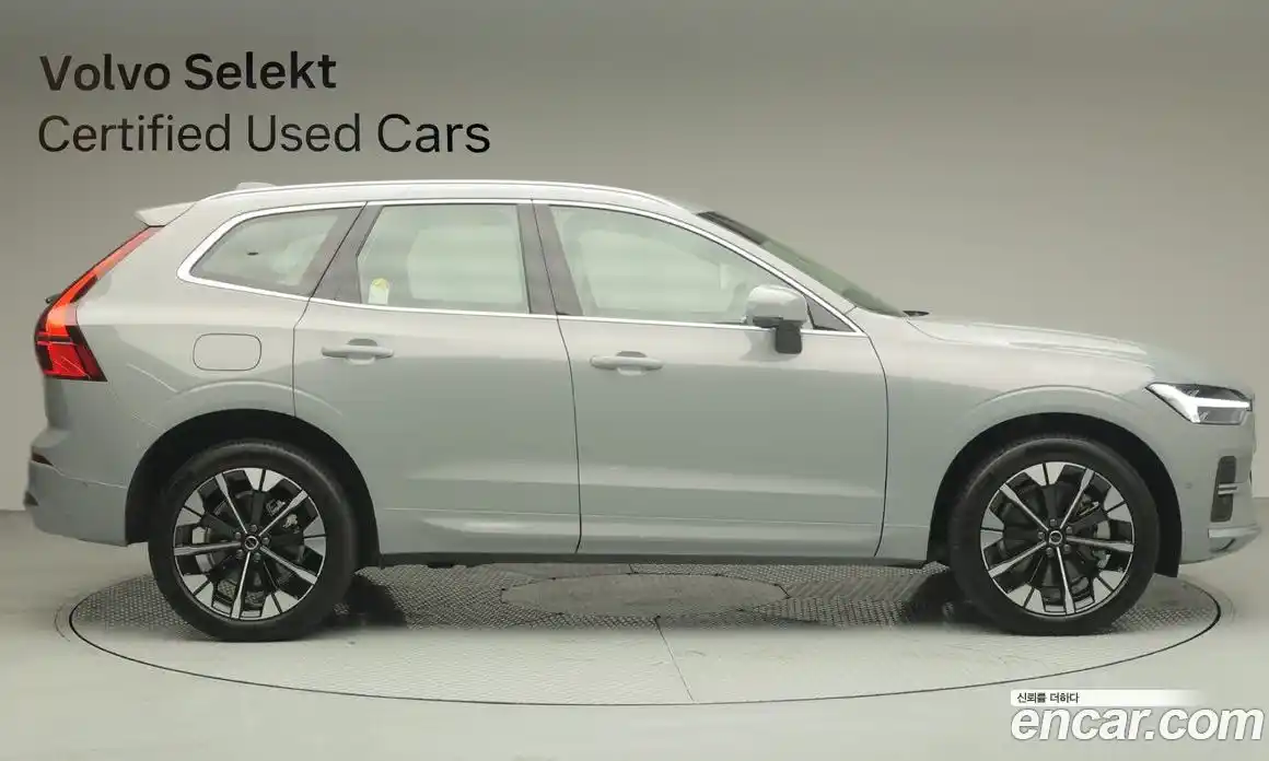 Volvo XC60 2026 2.0 Автомат в Москве № 230723, фото 4