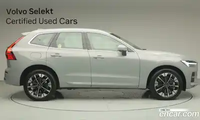 Volvo XC60 2026 2.0 Автомат в Москве № 230723, миниатюра 4