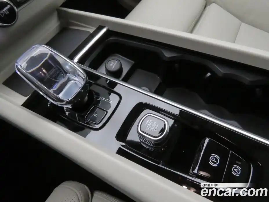 Volvo XC60 2026 2.0 Автомат в Москве № 230723, фото 9