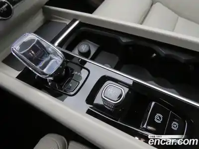 Volvo XC60 2026 2.0 Автомат в Москве № 230723, миниатюра 9