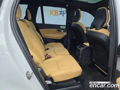Volvo XC90 2024 2.0 Автомат в Москве № 230782, миниатюра 11