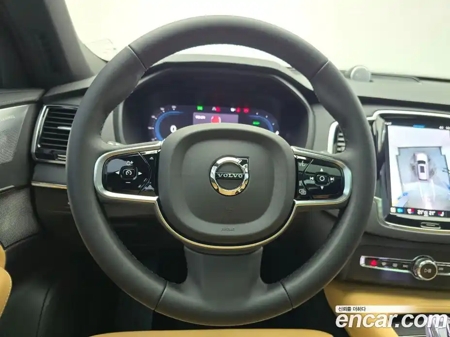 Volvo XC90 2024 2.0 Автомат в Москве № 230782, фото 12