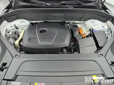 Volvo XC90 2024 2.0 Автомат в Москве № 230782, миниатюра 5