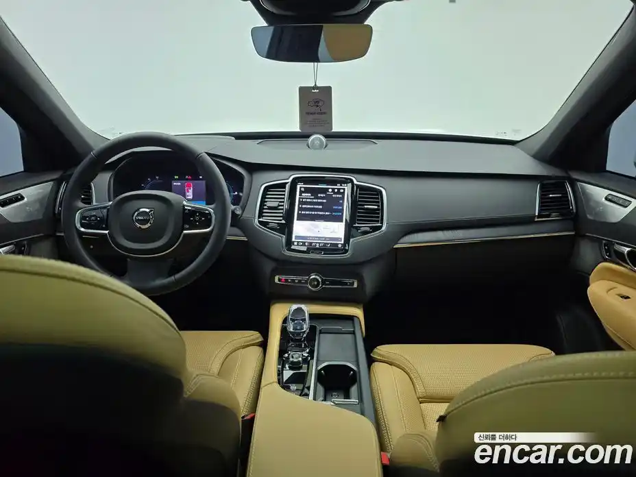 Volvo XC90 2024 2.0 Автомат в Москве № 230782, фото 7