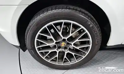 Porsche Macan 2017 3.0 Автомат в Москве № 230995, миниатюра 5