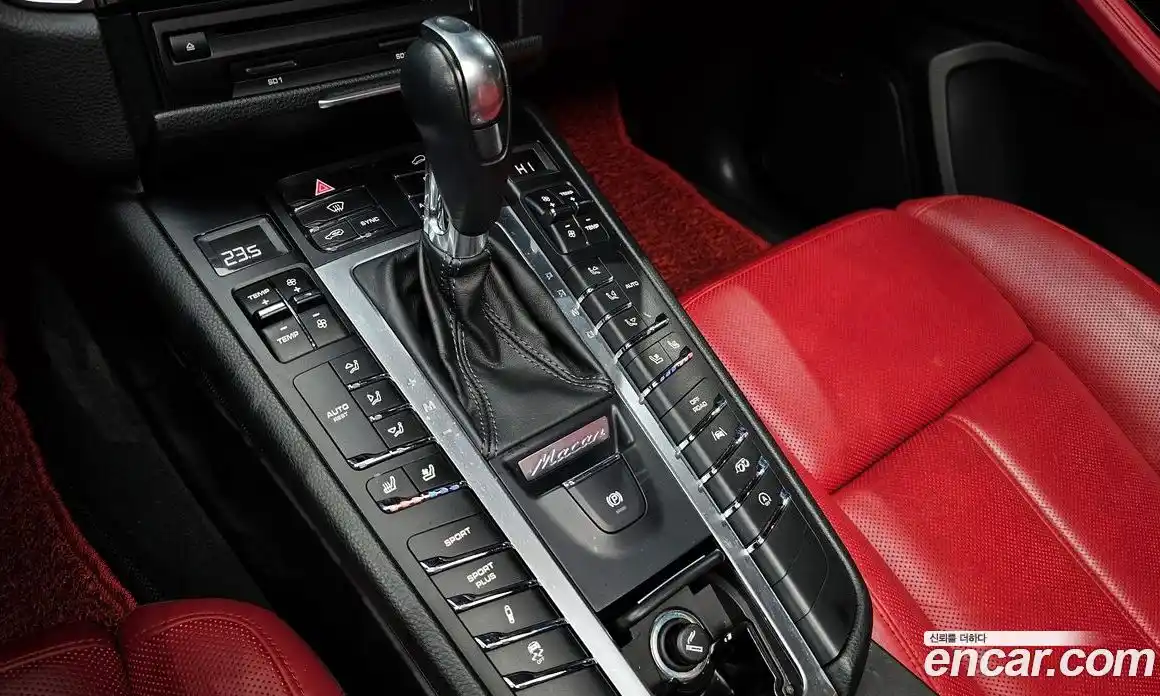 Porsche Macan 2017 3.0 Автомат в Москве № 230995, фото 9