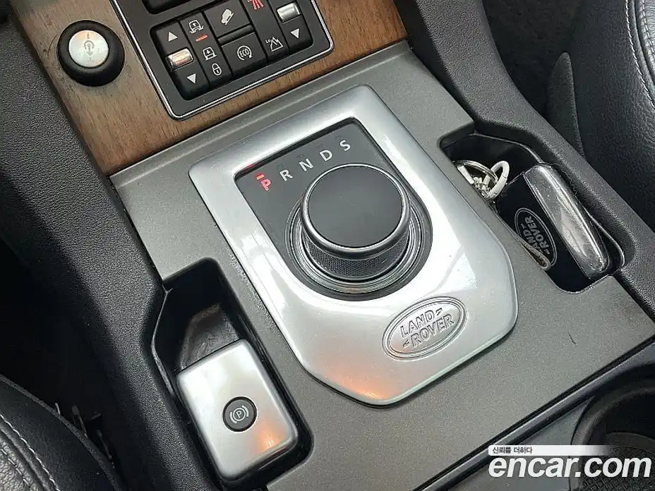 Land Rover Discovery 2016 3.0 Автомат в Москве № 231340, фото 9