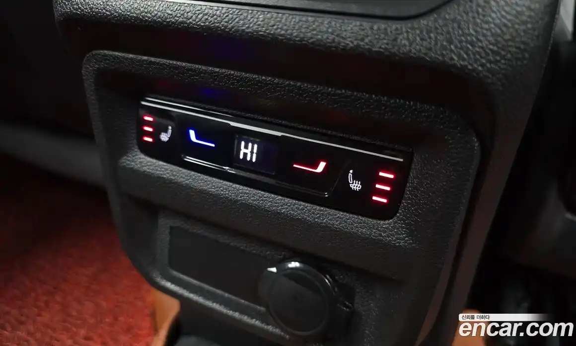 Volkswagen Tiguan 2022 2.0 Автомат в Москве № 232062, фото 15