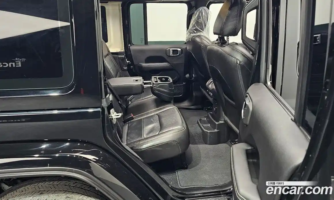 Jeep Wrangler 2023 2.0 Автомат в Москве № 232401, фото 18