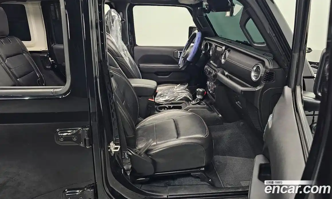 Jeep Wrangler 2023 2.0 Автомат в Москве № 232401, фото 5