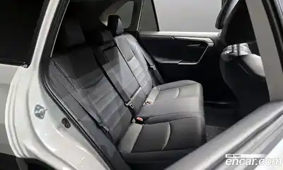 Toyota RAV4 2024 2.5 Автомат в Москве № 232807, миниатюра 12