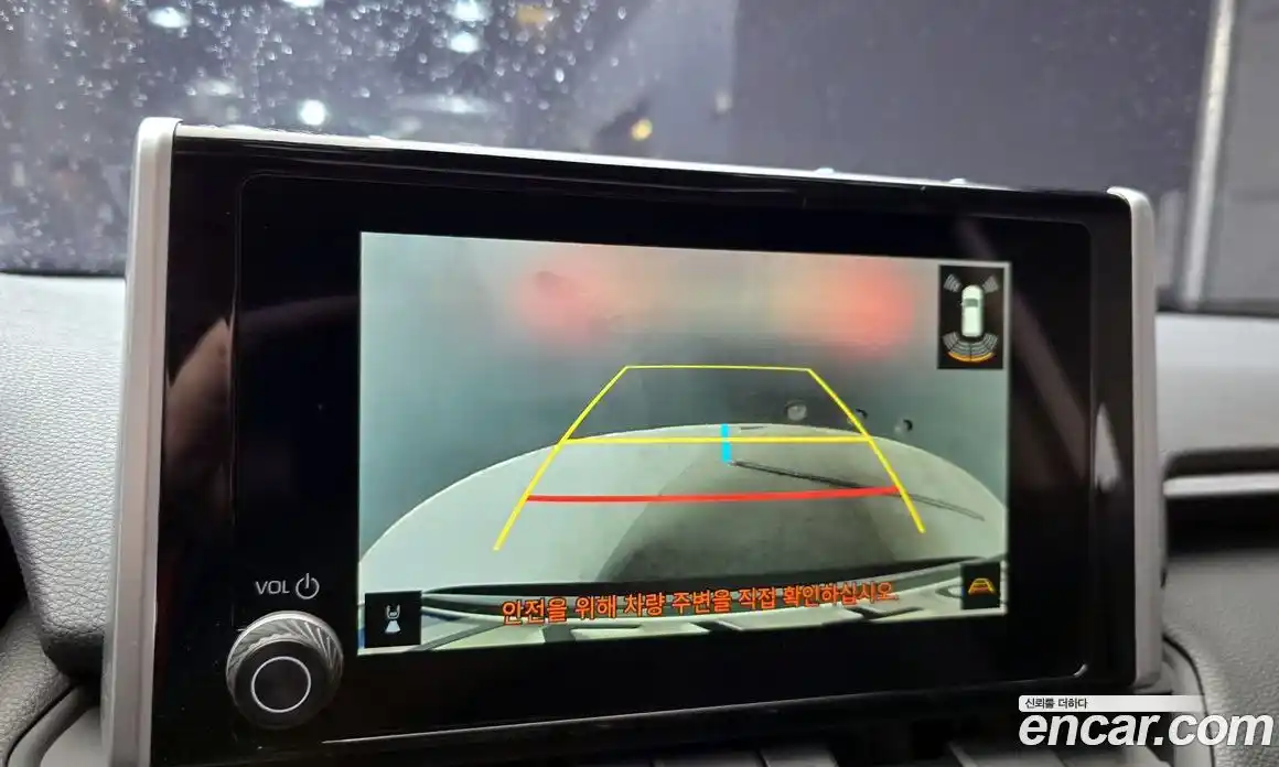 Toyota RAV4 2024 2.5 Автомат в Москве № 232807, фото 15