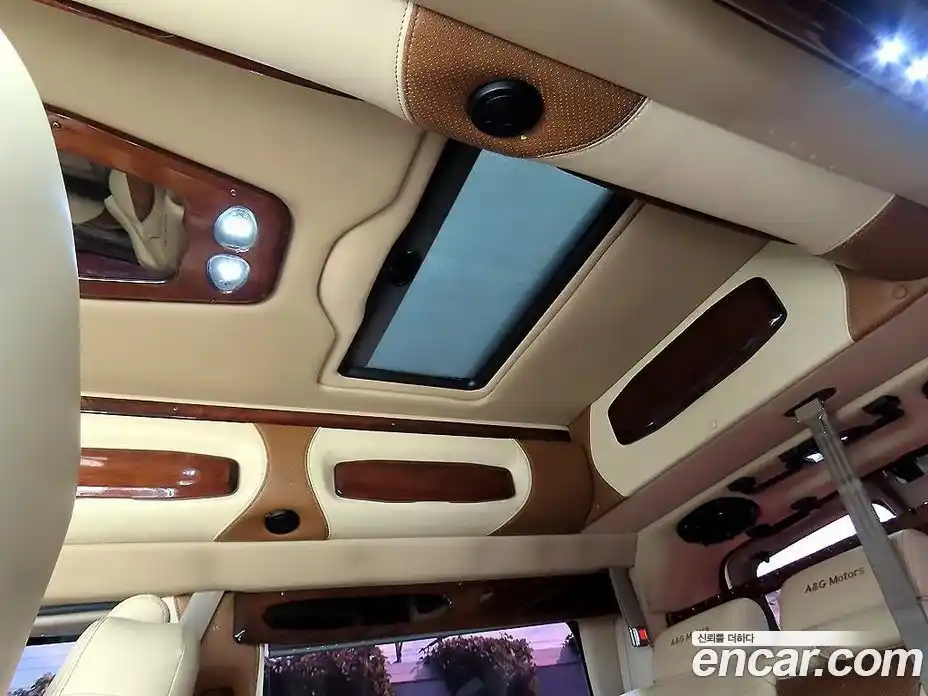 Chevrolet Express Van 2014 5.3 Автомат в Москве № 235639, фото 14