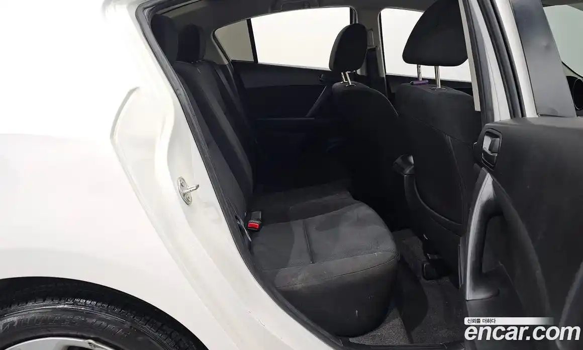 Mazda Mazda 3 2011 2.0 Автомат в Москве № 236099, фото 12