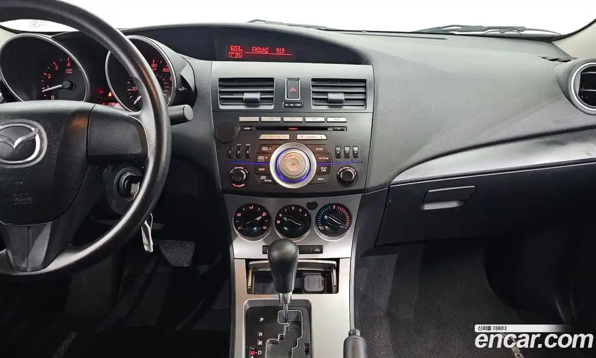 Mazda Mazda 3 2011 2.0 Автомат в Москве № 236099, фото 15