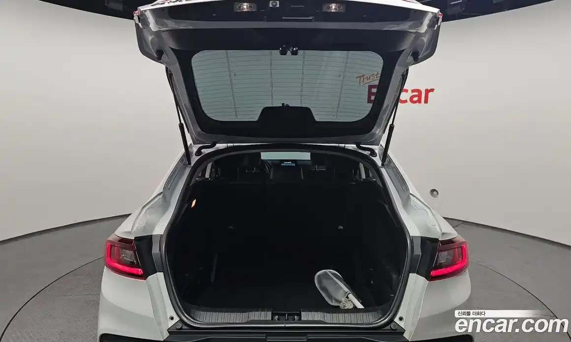 Renault XM3 2022 1.6 Автомат в Москве № 242063, фото 10