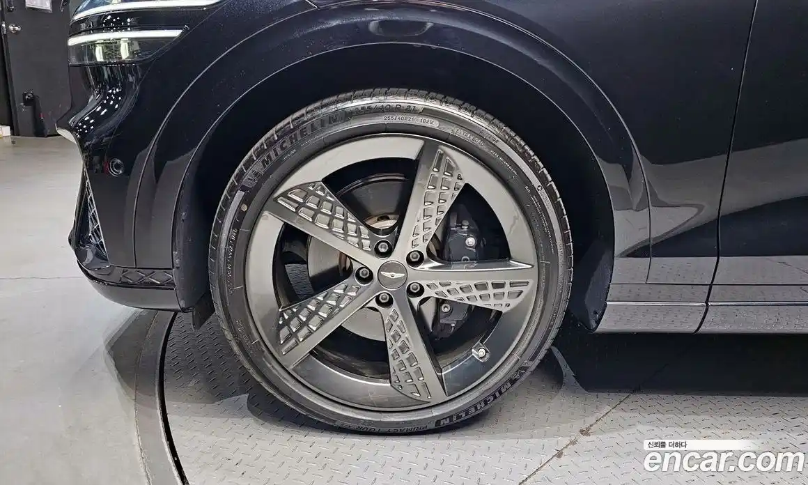 Genesis GV70 2024 2.5 Автомат в Москве № 24393, фото 15